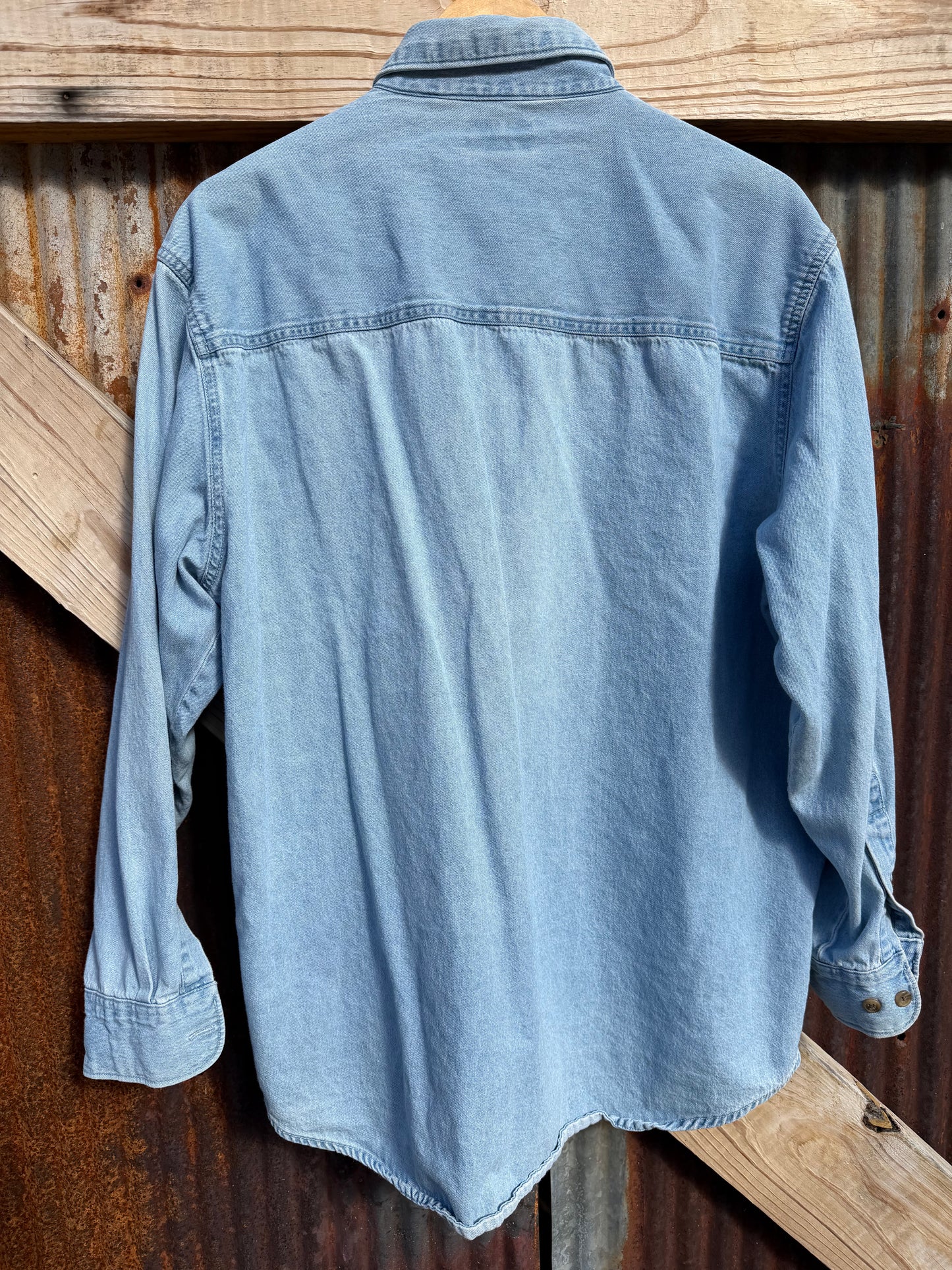 Proud to Be Country Buttondown