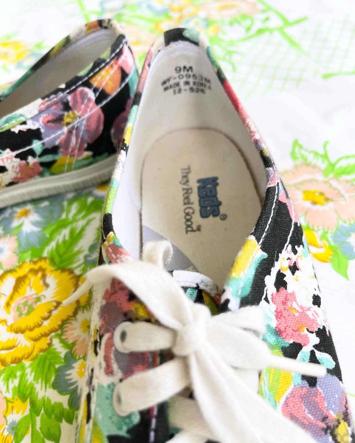 Floral Vintage Keds