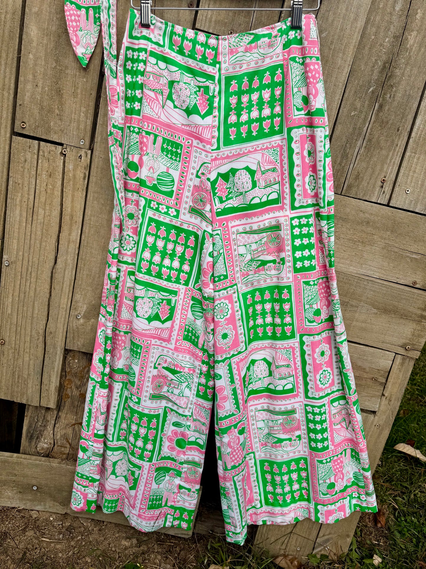 Austin Hill Novelty Print Pants