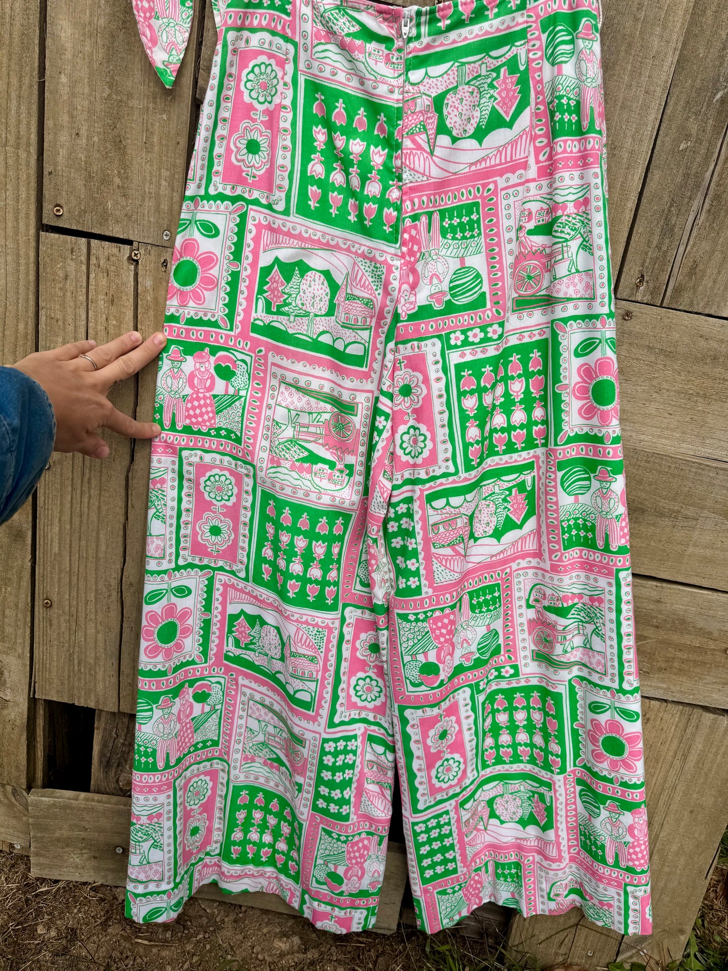 Austin Hill Novelty Print Pants