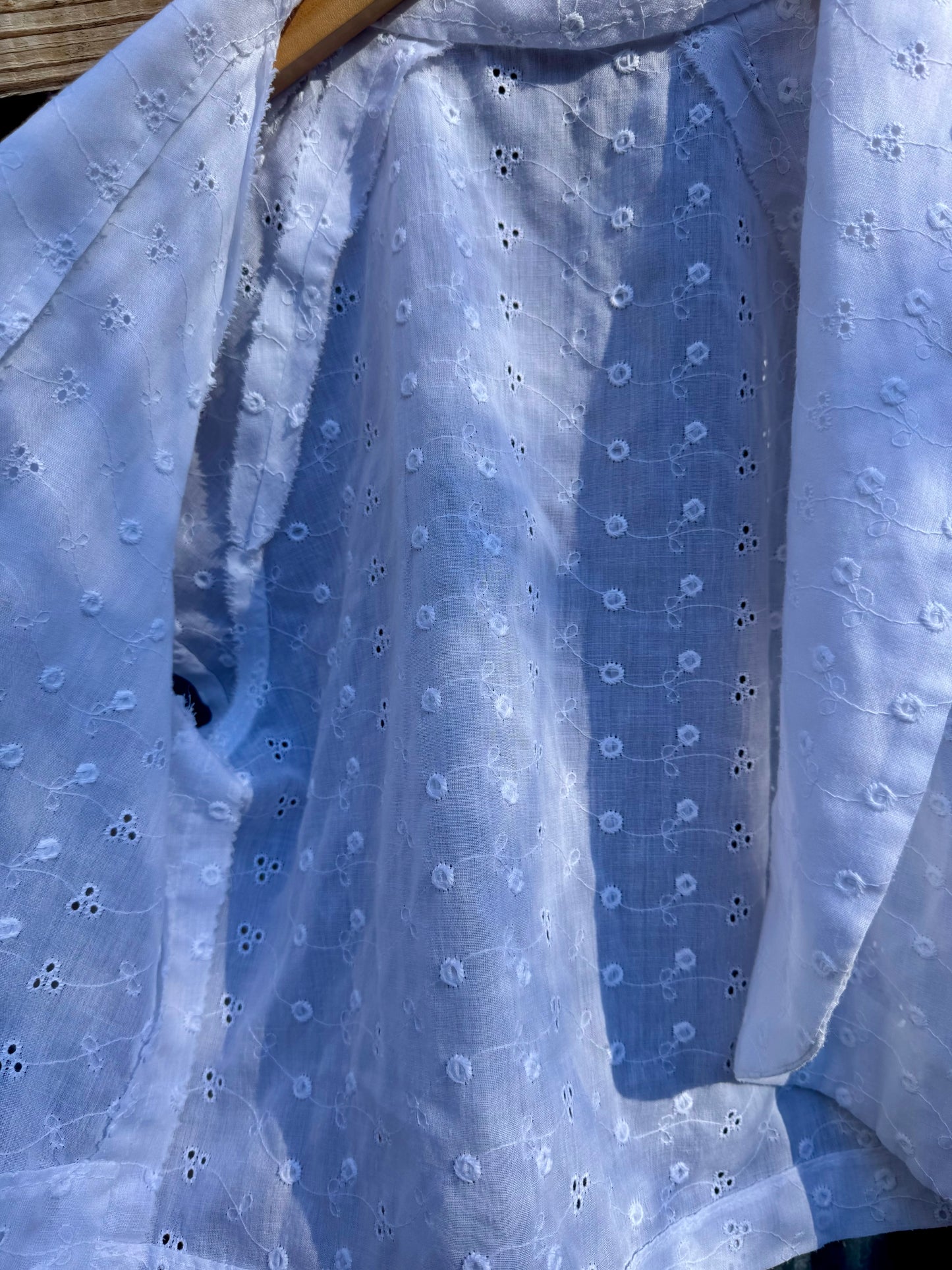 Handmade Eyelet Open Top